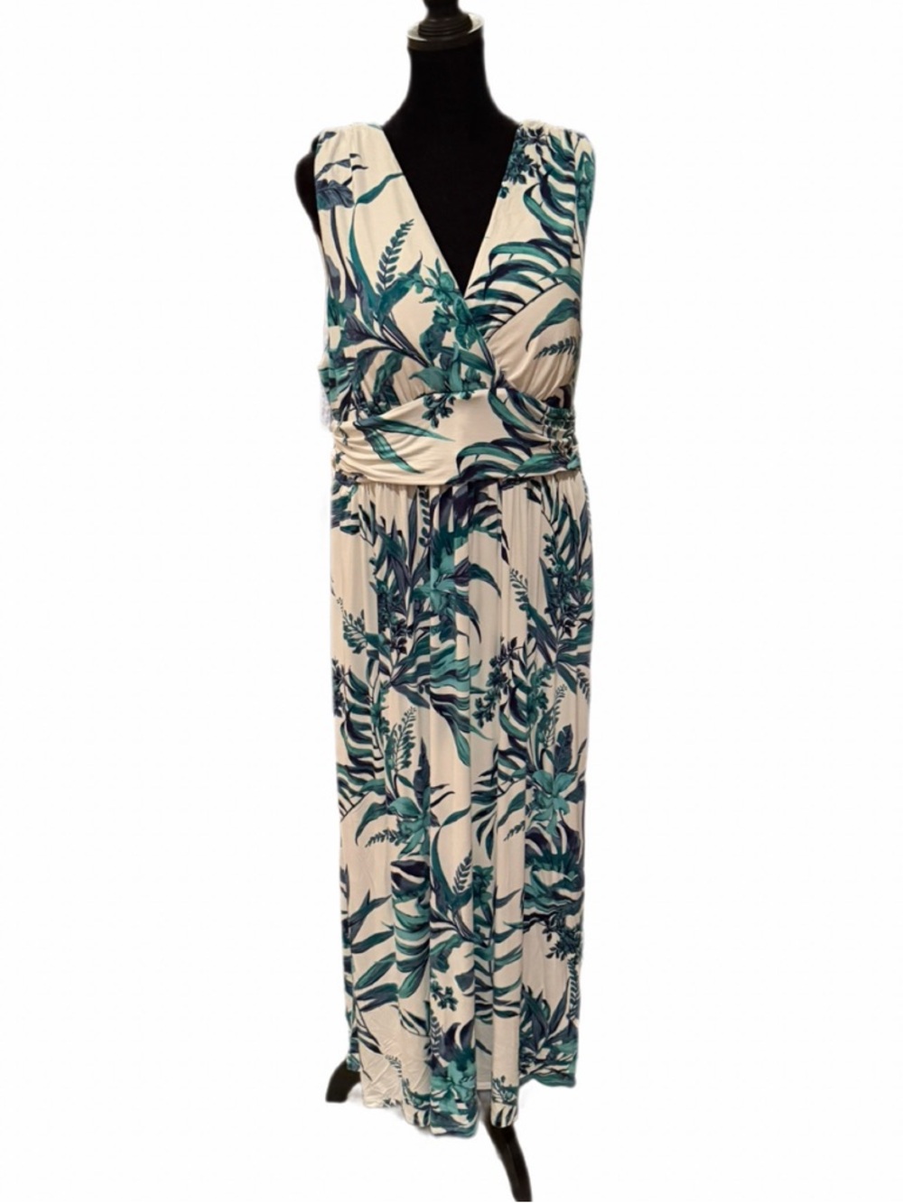Soma XL Beyond Soft Long Summer Maxi Dress White with green tropical print💚